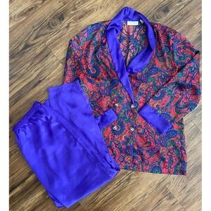 Victoria's Secret Gold Label Pajama Set Medium Purple Paisley Satin Blazer